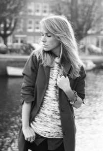 Tess van Daelen Contact
